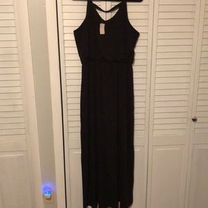 Maurices black Maxi dress size L, NWT.